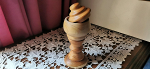 kleiner Pokal mit Deckel